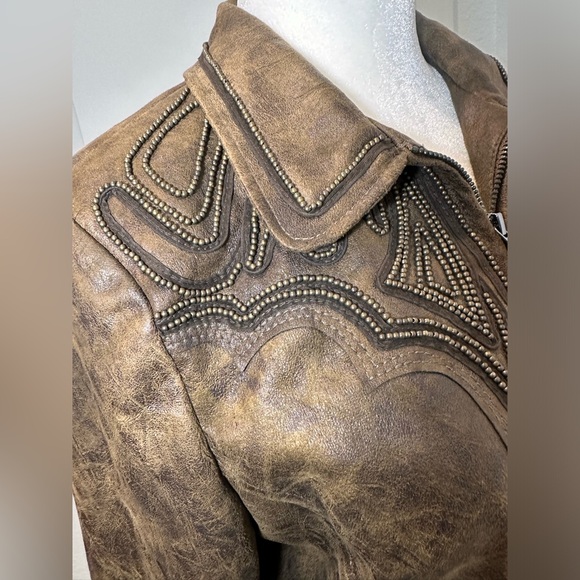 Western style faux leather jacket brown w beads and zipper size small to medium - Picture 5 of 16